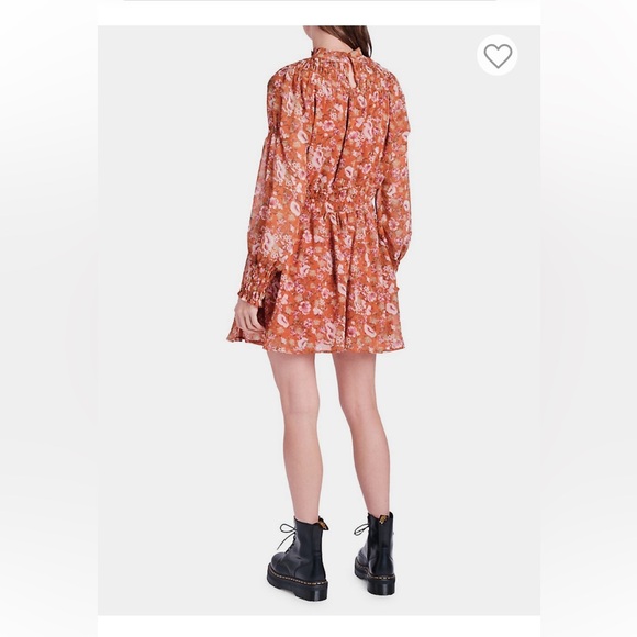 En Saison Gorgeous Smocked Floral Mini Dress, Size Medium - Picture 3 of 16